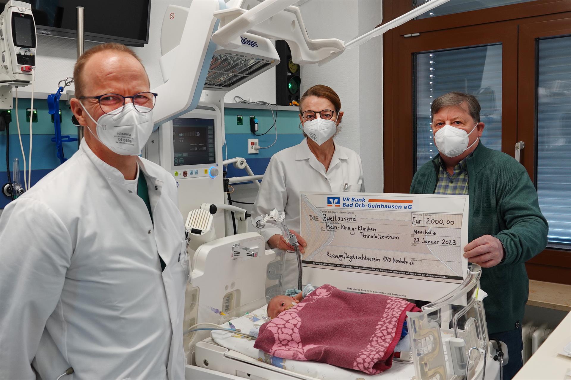 2.000 Euro für Perinatalzentrum Gelnhausen