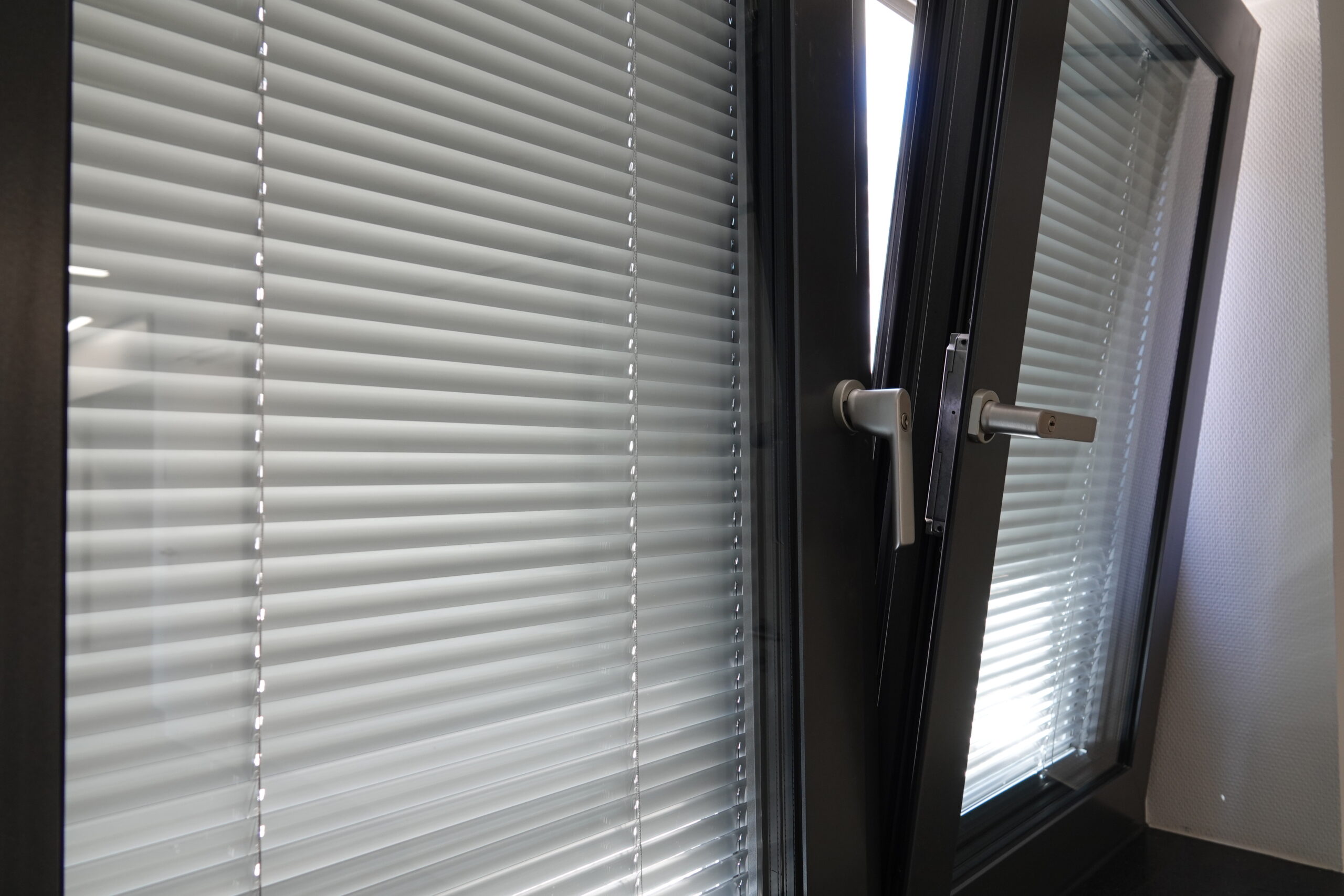 Gekipptes Fenster