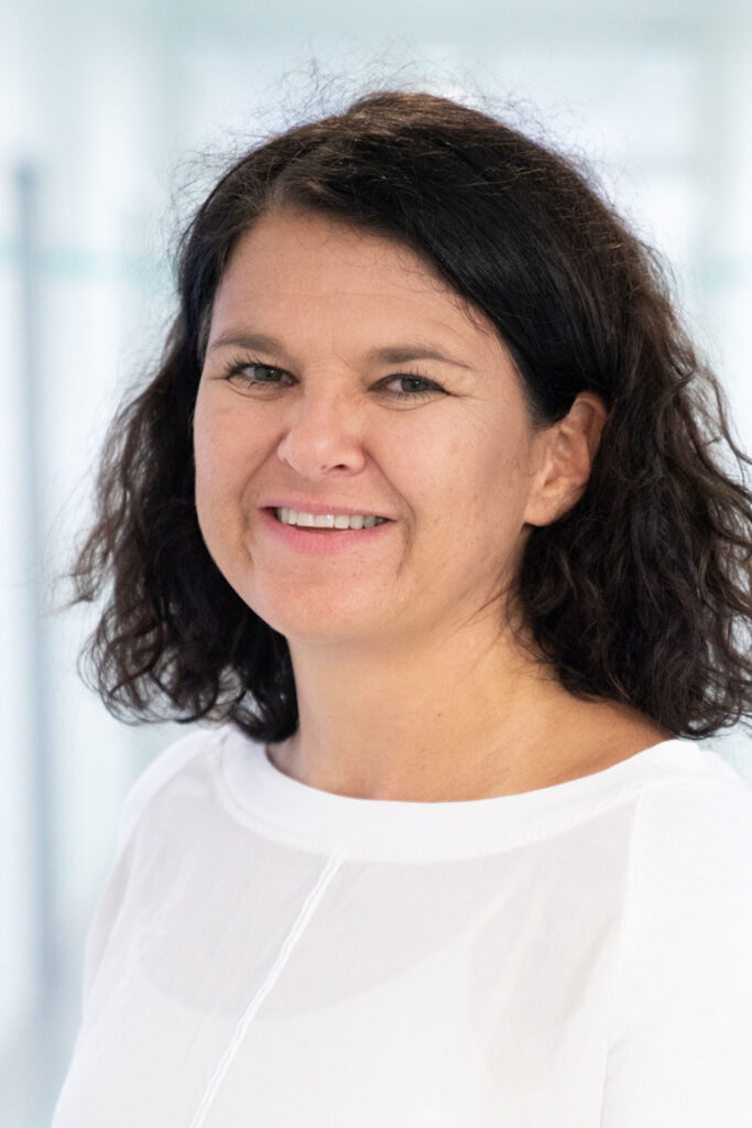 Dr. med. Ira Karoussos-Hilbig