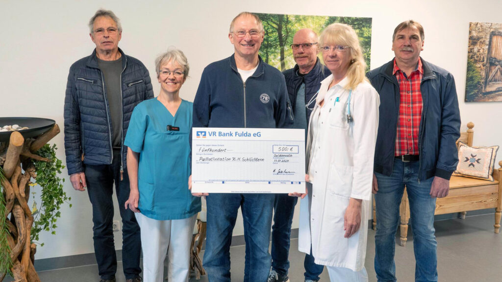 Männergesangverein spendet 500 Euro an Palliativstation