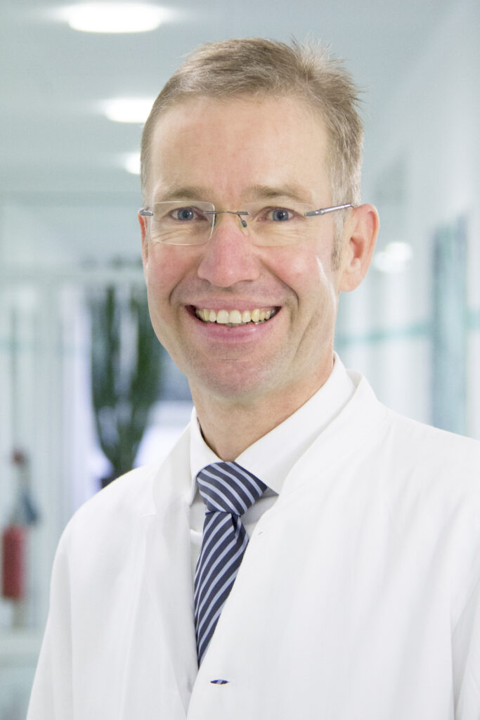 Dr. med. Matthias Schwab